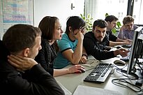 Tutorien und Lerngruppen machen Studierenden fit für Prüfungen und Beruf