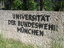 Schriftzug der Universität