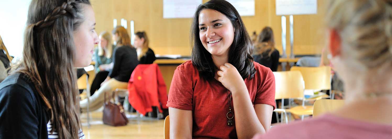 KSH Munich: Working in small groups