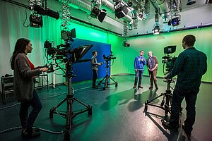 Fernsehstudio - Studiengang Journalistik