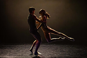 (c) Marie-Laure Briane Two dancers on stage