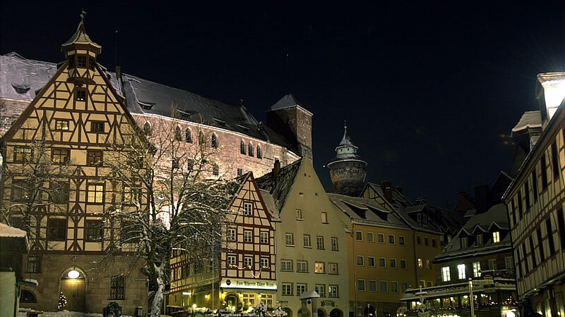 Weihnachtliches Nürnberg Fachwerkhäuser im Winter