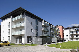 @ Uni Bayreuth A four-story white building