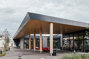 @ Landshut UAS University Building